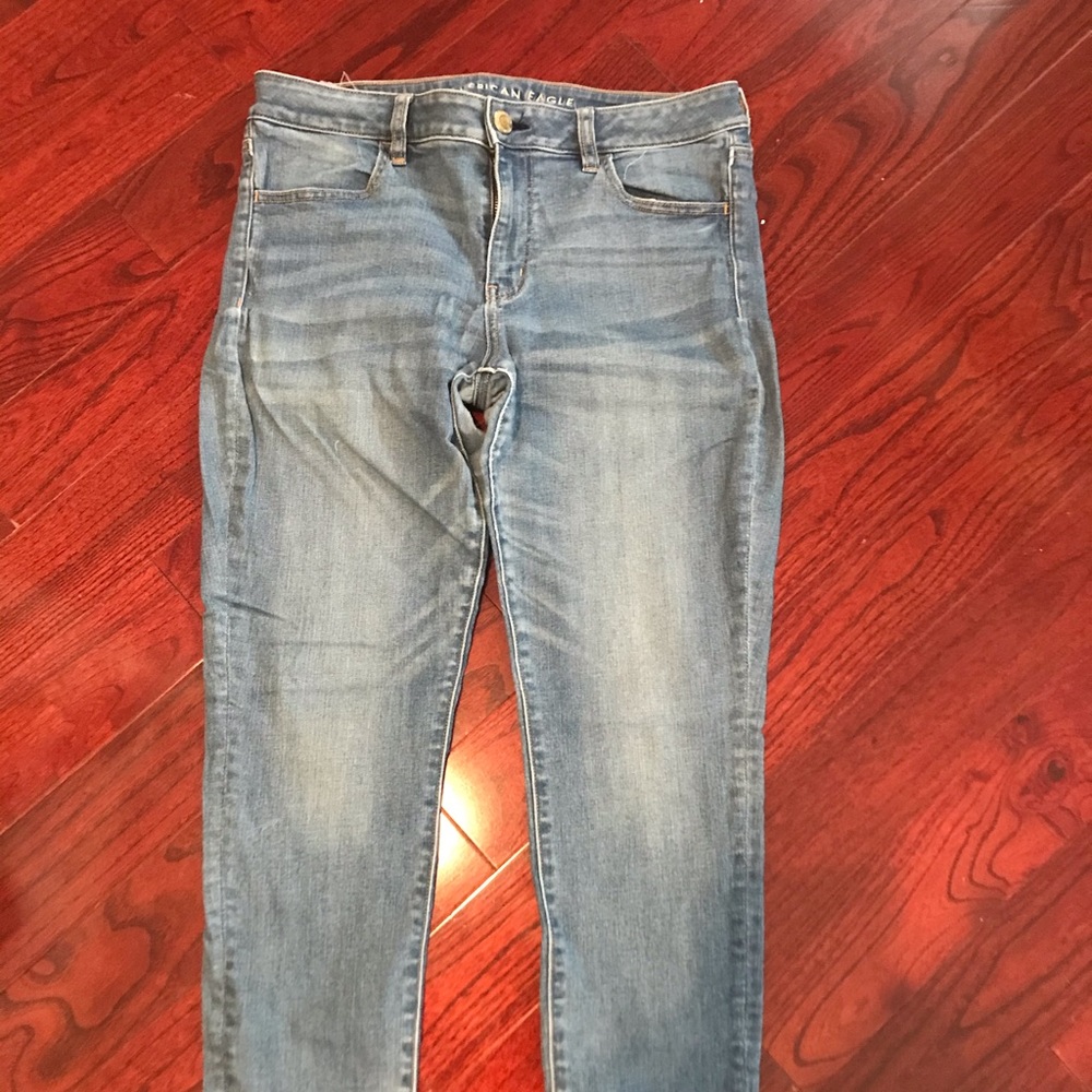 American Eagle skinny jeans